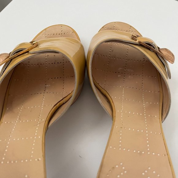 CHANEL Vintage Slides - Picture 13 of 16